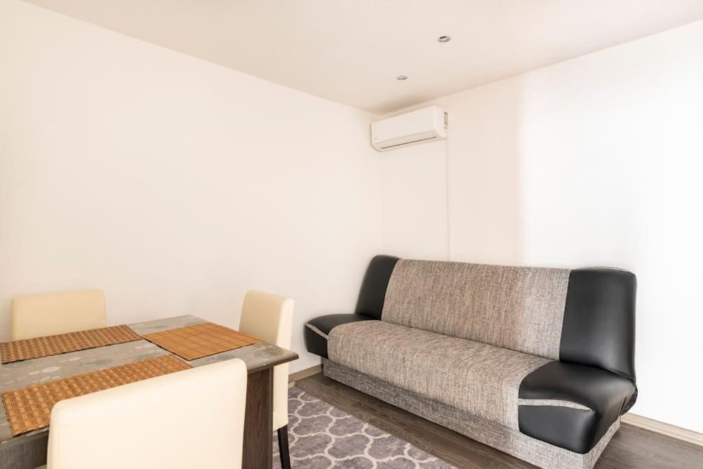 Studio Apartment Grgic Šibenik Extérieur photo