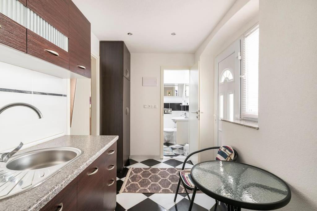 Studio Apartment Grgic Šibenik Extérieur photo